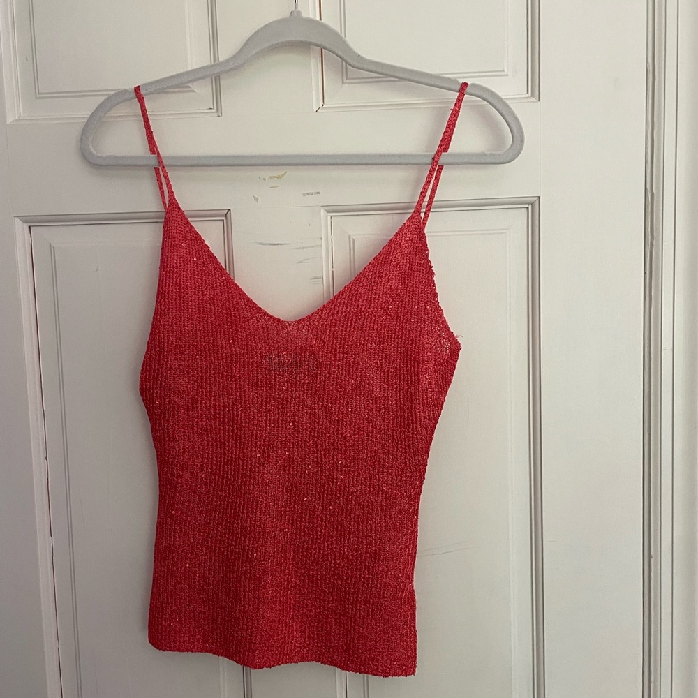 White Fox Red Top
